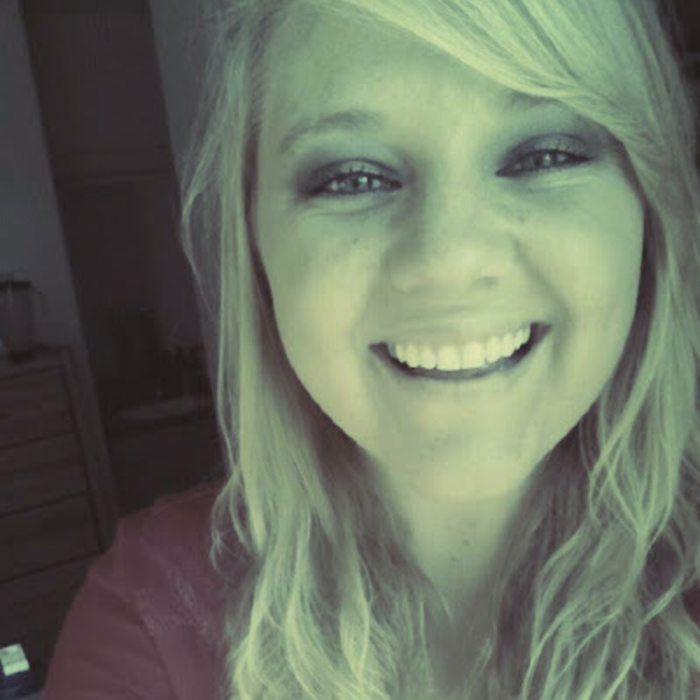 Meet your Posher, Olivia